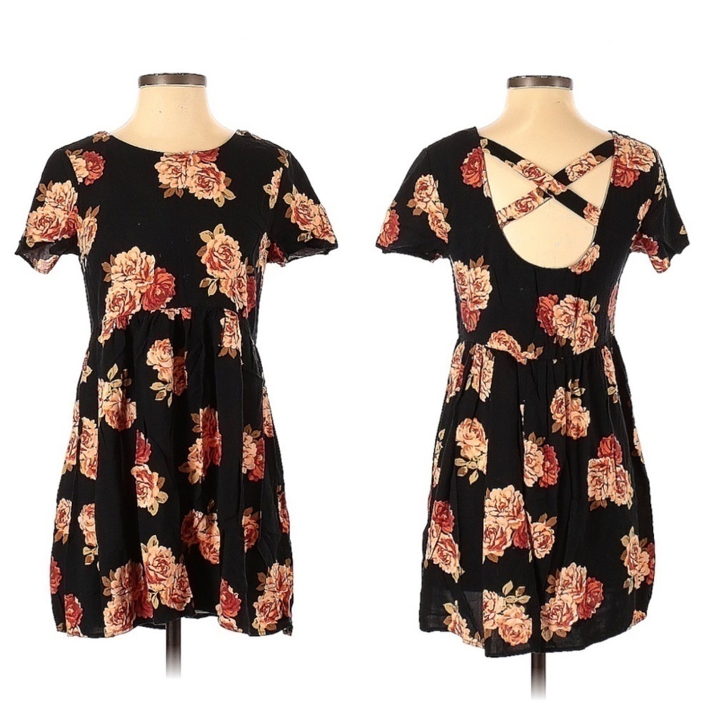 Forever 21 Floral Crew Neckline Dress | SIZE S
